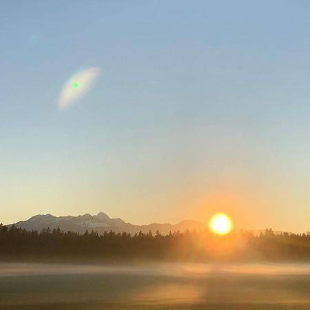 Chiemgau-Loft Zwischen Seenzauber Und Gipfelglueck Riedering エクステリア 写真